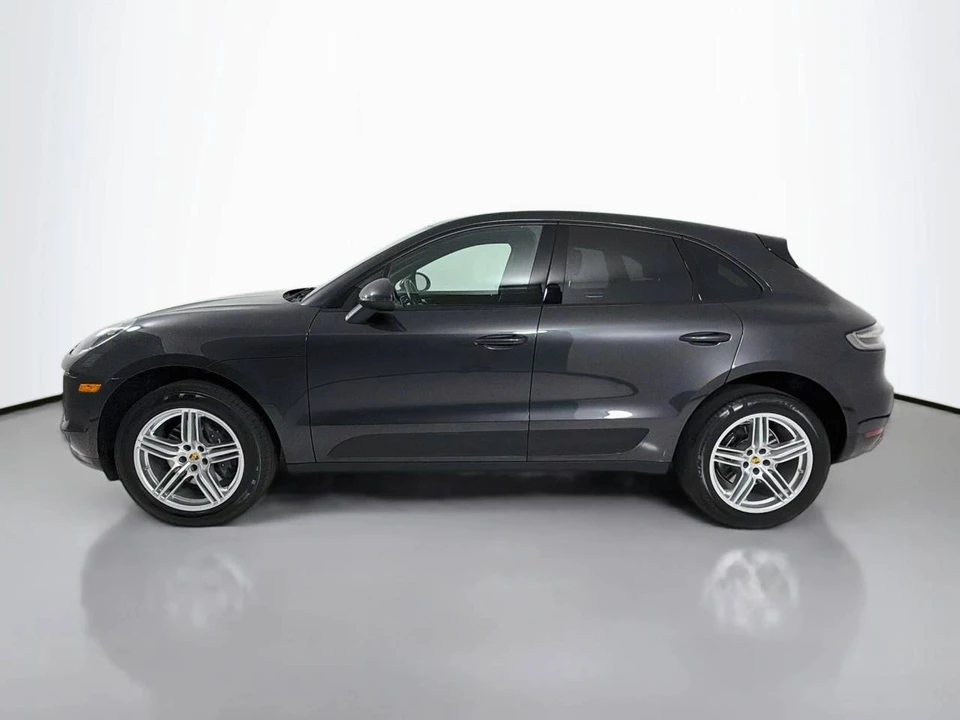 2021 Porsche Macan - Image 2 of 5