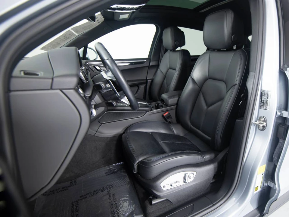 2021 Porsche Macan - Image 5 of 5