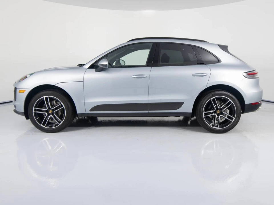 2021 Porsche Macan - Image 2 of 5