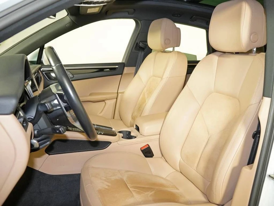 2021 Porsche Macan - Image 4 of 5