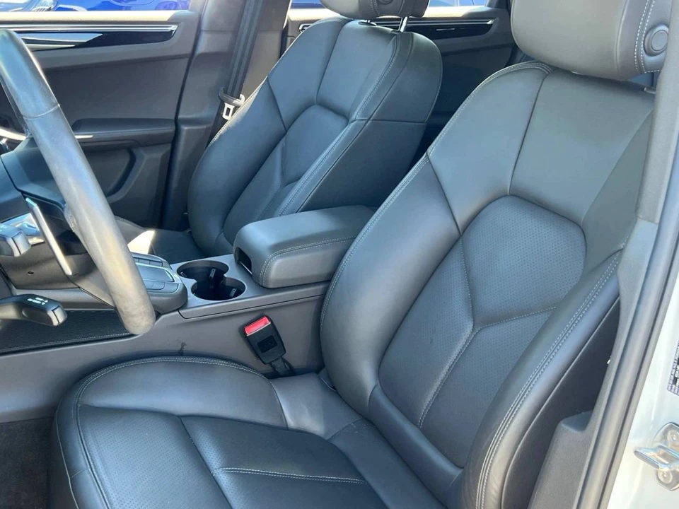 2021 Porsche Macan - Image 5 of 5
