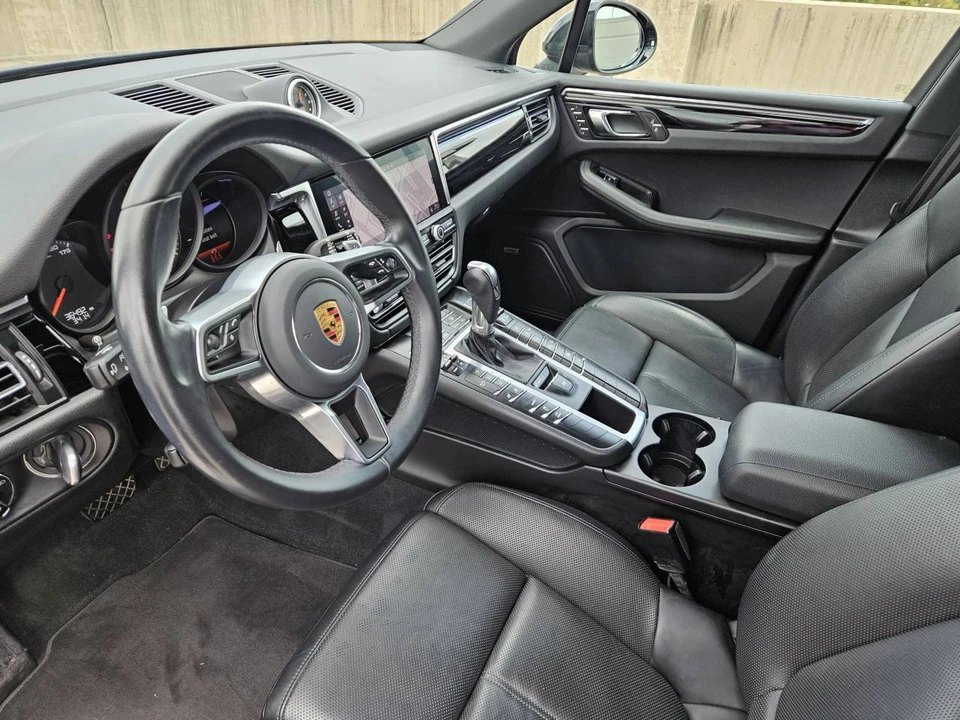 2021 Porsche Macan - Image 4 of 5