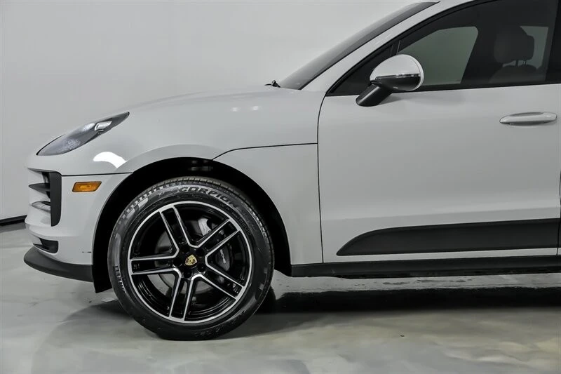 2021 Porsche Macan - Image 7 of 21
