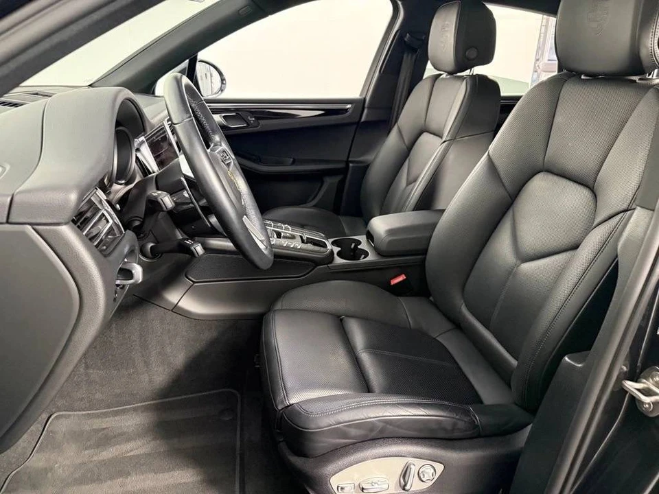 2021 Porsche Macan - Image 5 of 5
