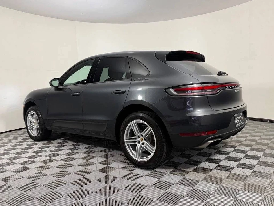 2021 Porsche Macan - Image 3 of 5