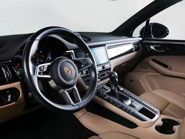 2021 Porsche Macan - Image 4 of 5