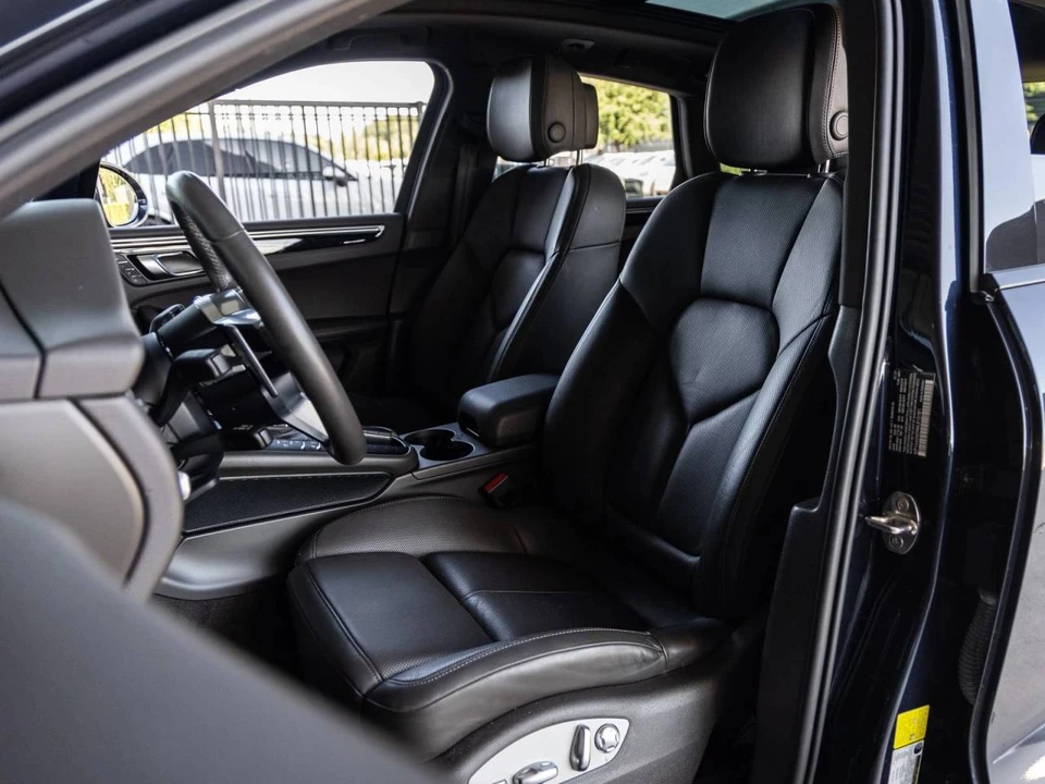 2021 Porsche Macan - Image 5 of 5