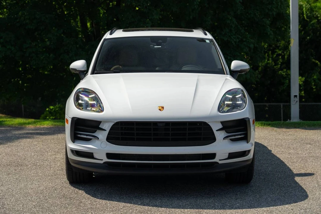 2021 Porsche Macan - Image 4 of 5