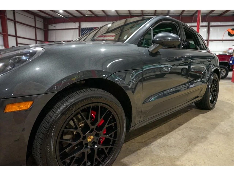 2021 Porsche Macan - Image 31 of 31