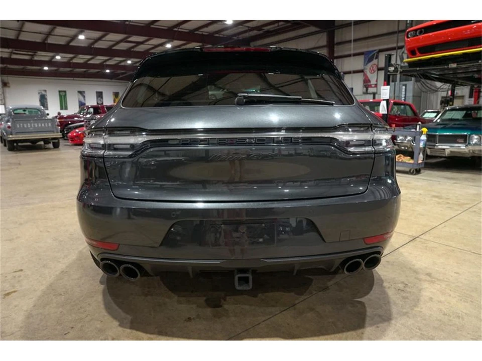 2021 Porsche Macan - Image 7 of 31