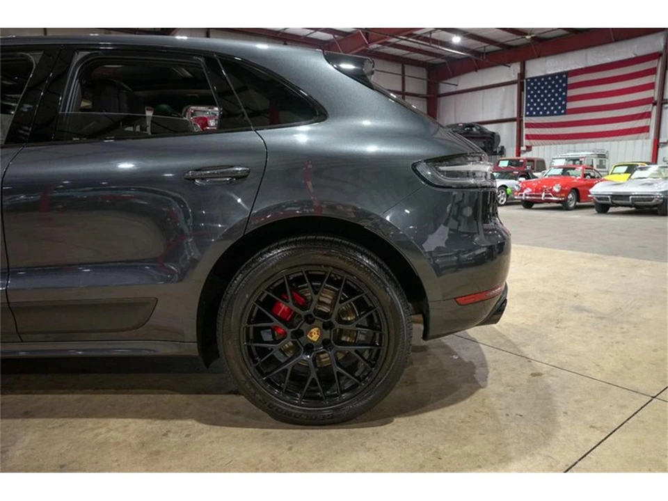 2021 Porsche Macan - Image 5 of 31