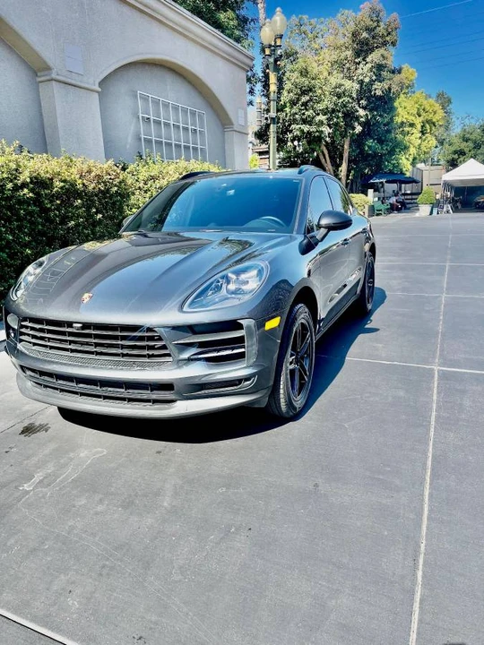 2021 Porsche Macan - Image 10 of 17