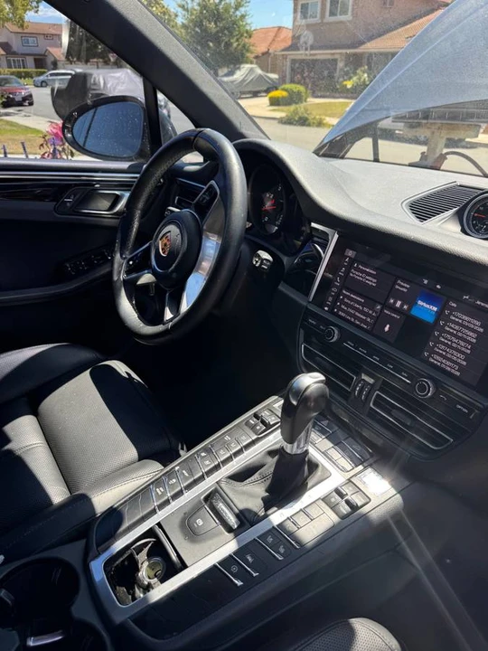 2021 Porsche Macan - Image 5 of 17