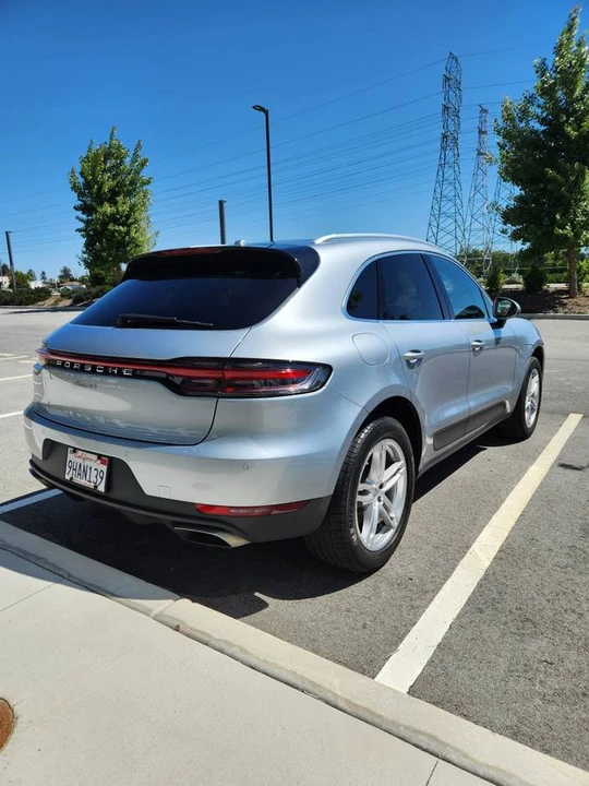 2021 Porsche Macan - Image 5 of 24