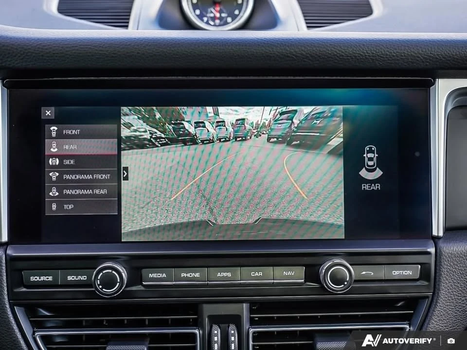 2021 Porsche Macan - Image 13 of 19