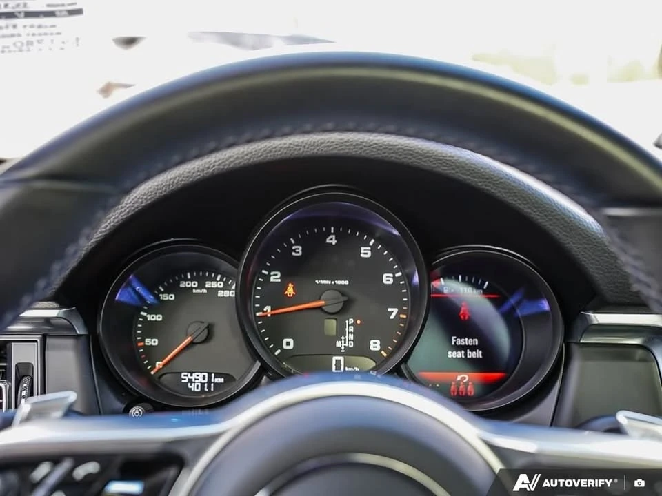 2021 Porsche Macan - Image 7 of 19