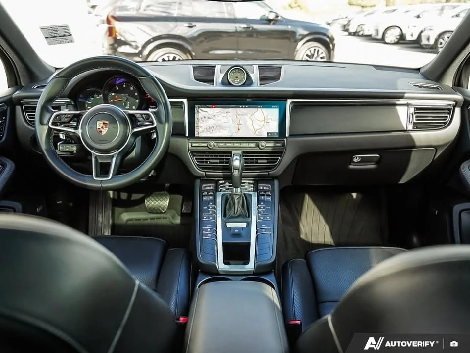 2021 Porsche Macan - Image 10 of 19