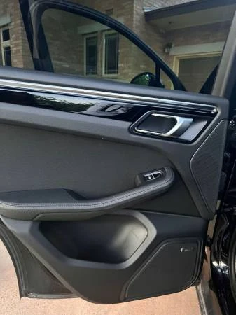 2021 Porsche Macan - Image 8 of 8