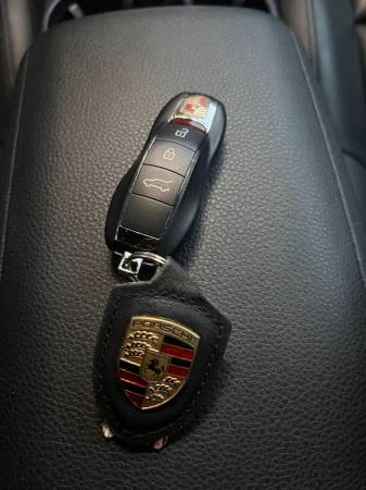 2021 Porsche Macan - Image 4 of 8