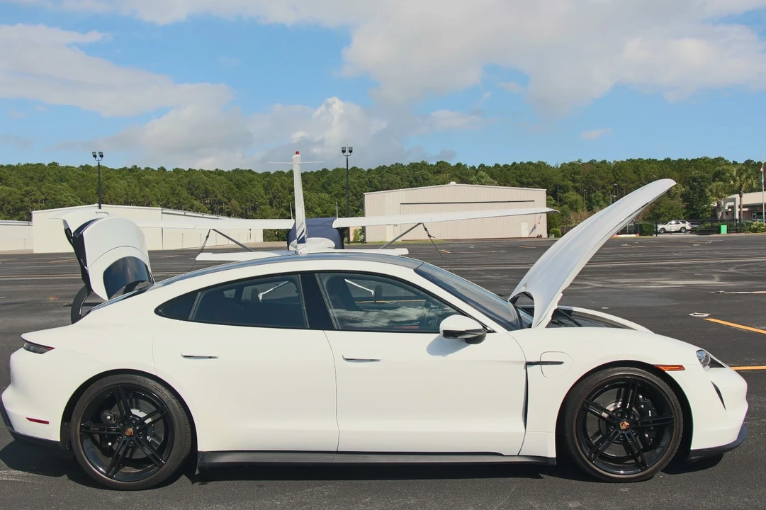 2021 Porsche Taycan 4S - Image 5 of 21