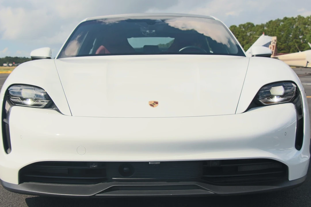 2021 Porsche Taycan 4S - Image 2 of 21
