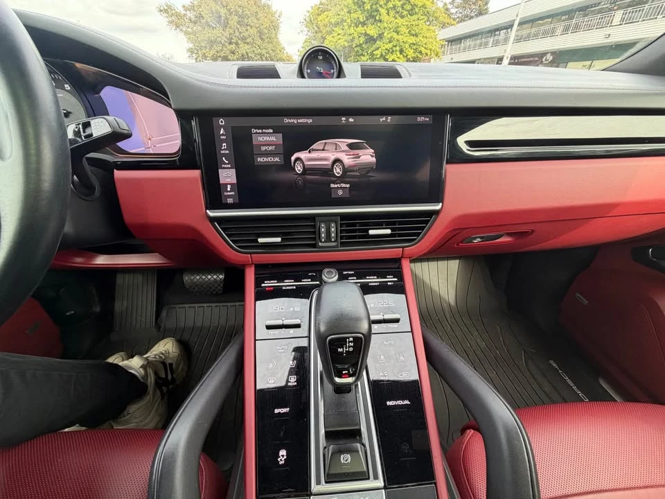 2021 Porsche 9Y0/9Y3 Cayenne - Image 17 of 19