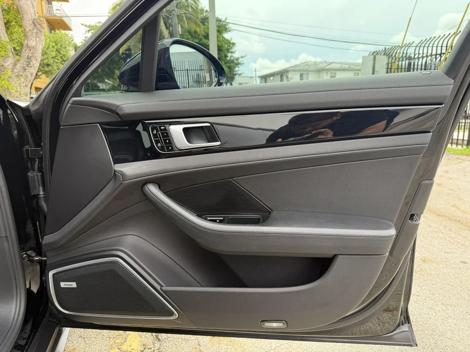 2021 Porsche 971 Panamera - Image 16 of 20