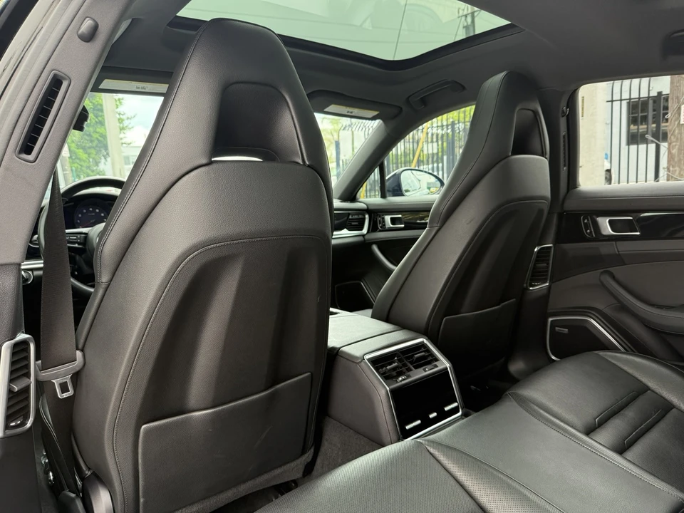 2021 Porsche 971 Panamera - Image 9 of 20