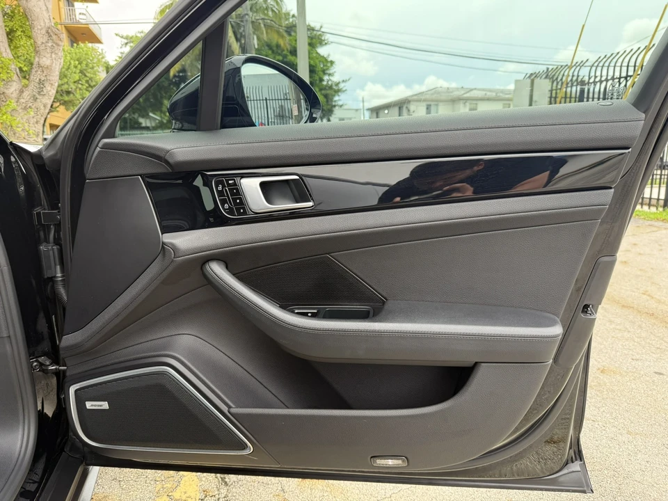 2021 Porsche 971 Panamera - Image 16 of 20