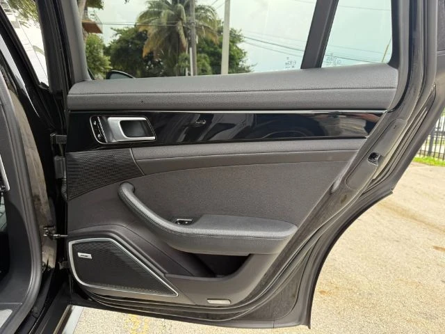2021 Porsche 971 Panamera - Image 18 of 20
