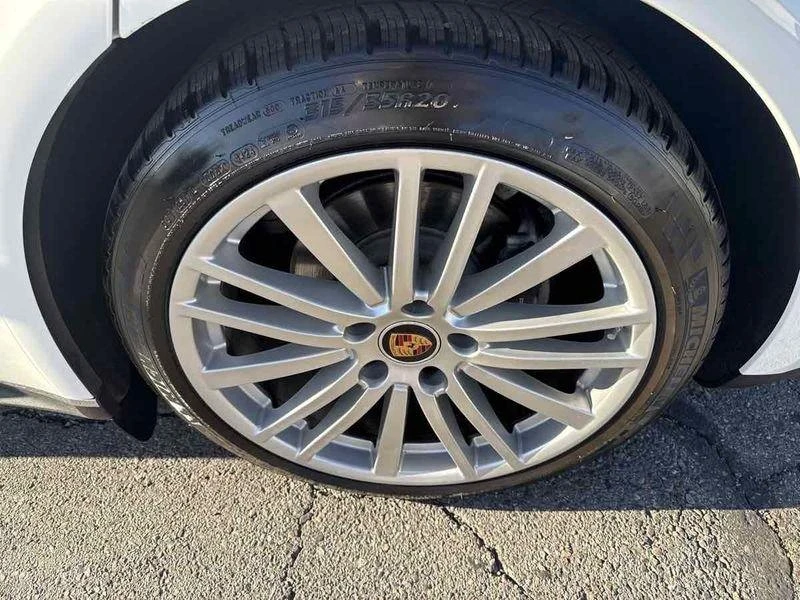 2021 Porsche 971 Panamera - Image 9 of 20