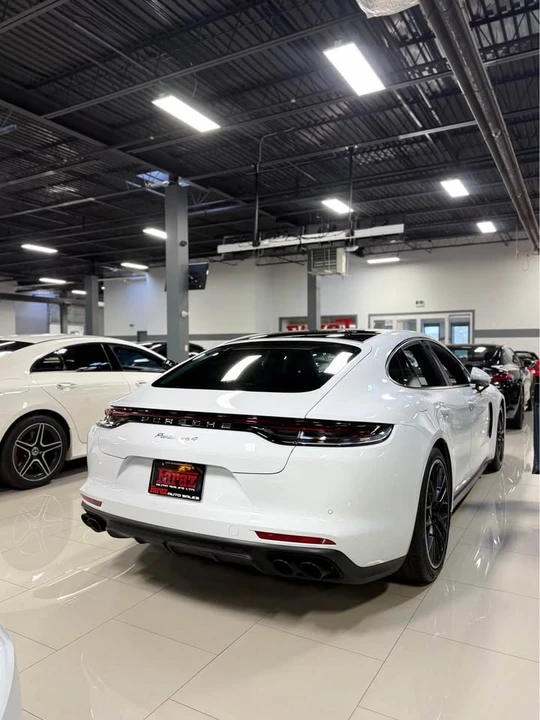 2021 Porsche 971 Panamera - Image 2 of 8