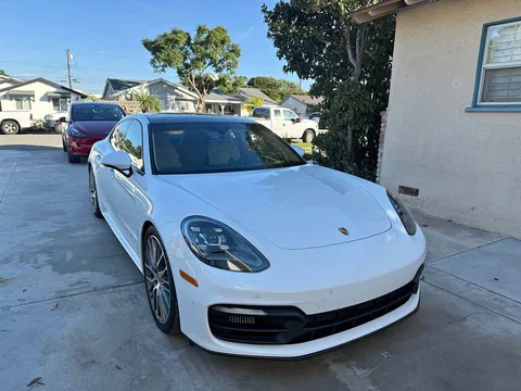 2021 Porsche Panamera 4 Sedan 4D