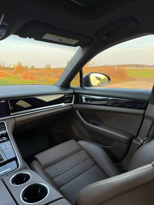 2021 Porsche 971 Panamera - Image 17 of 23