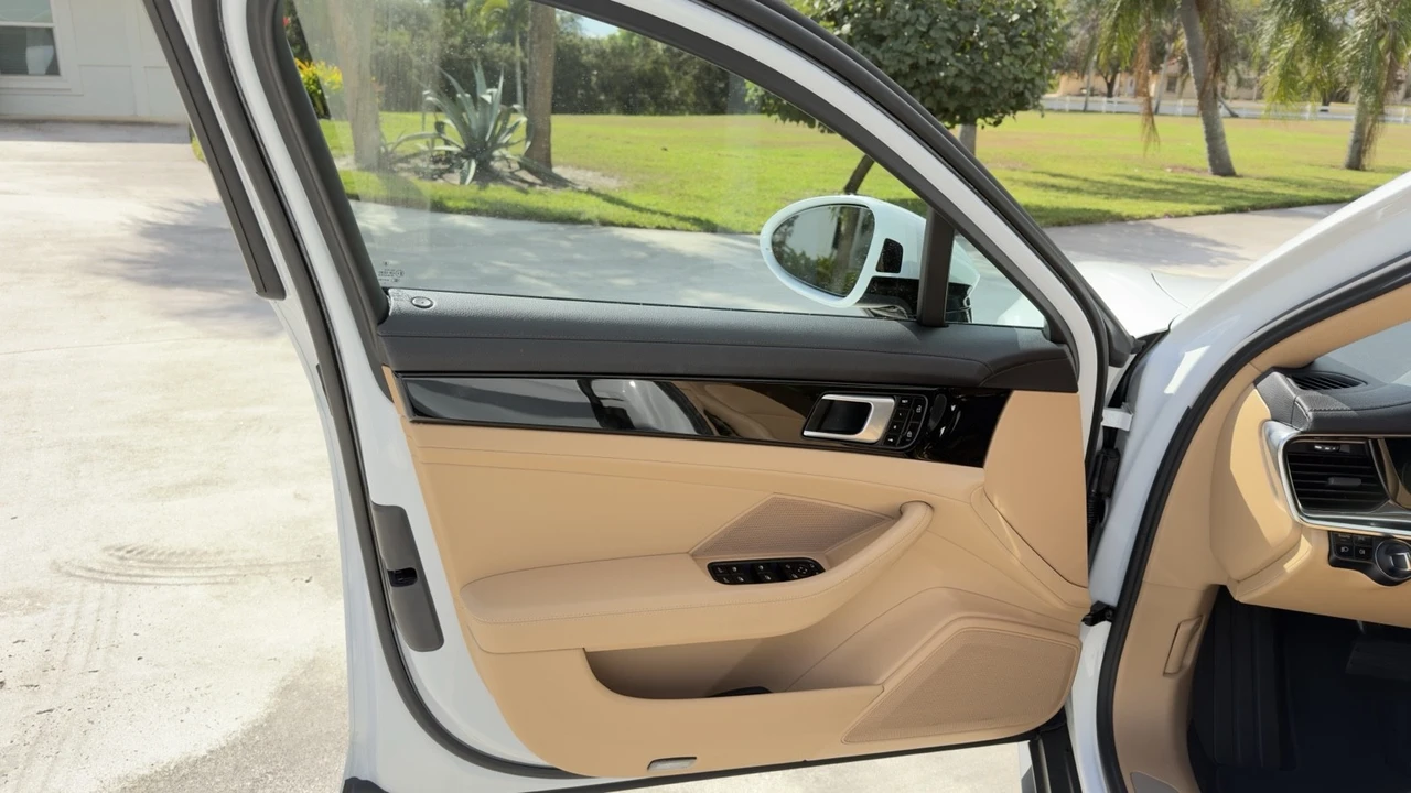2021 Porsche 971 Panamera - Image 21 of 21