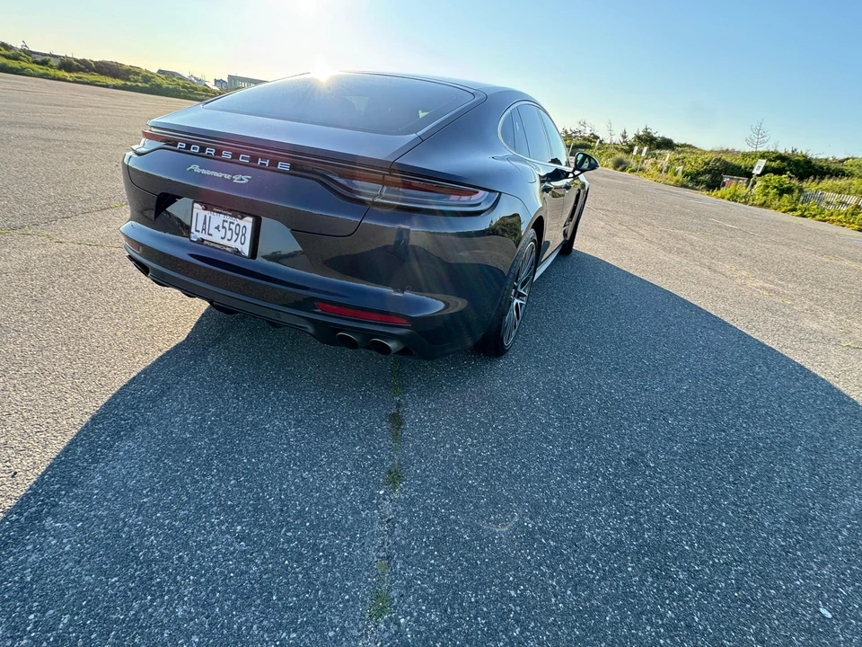 2021 Porsche 971 Panamera S - Image 23 of 31