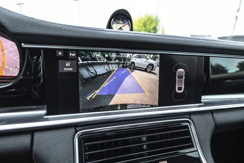 2021 Porsche 971 Panamera 4S - Image 15 of 20