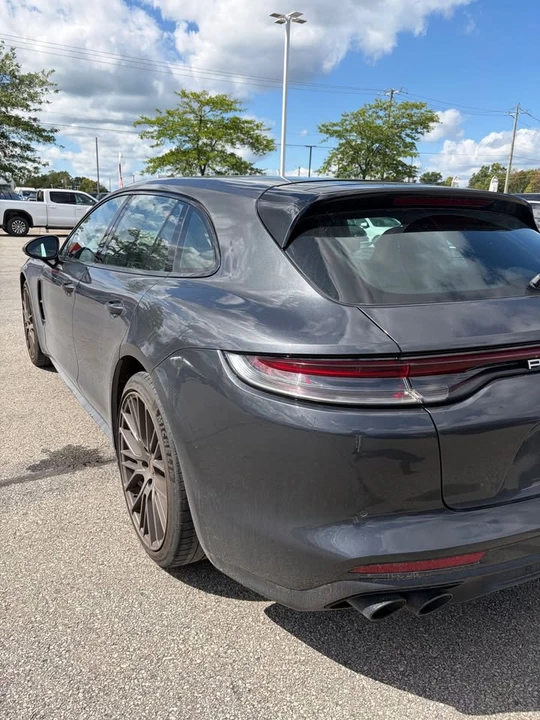 2021 Porsche 971 Panamera 4S - Image 4 of 8