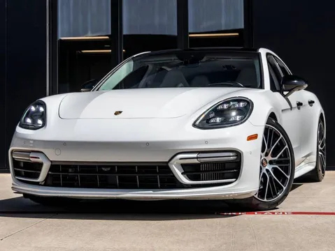 2021 Porsche Panamera GTS