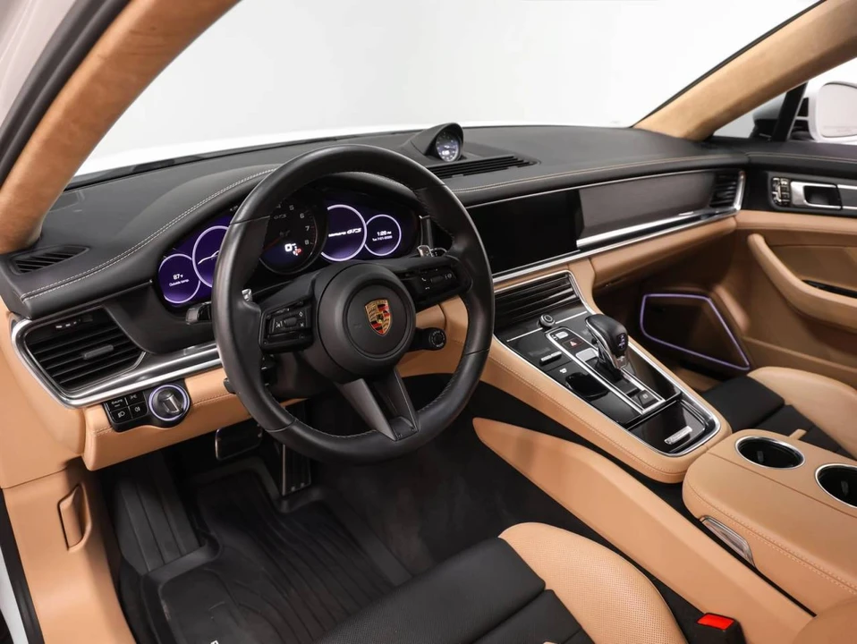 2021 Porsche 971 Panamera GTS - Image 4 of 5