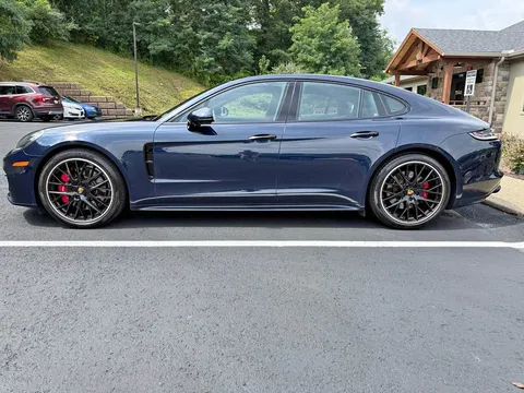 2021 Porsche Panamera GTS Sedan 4D