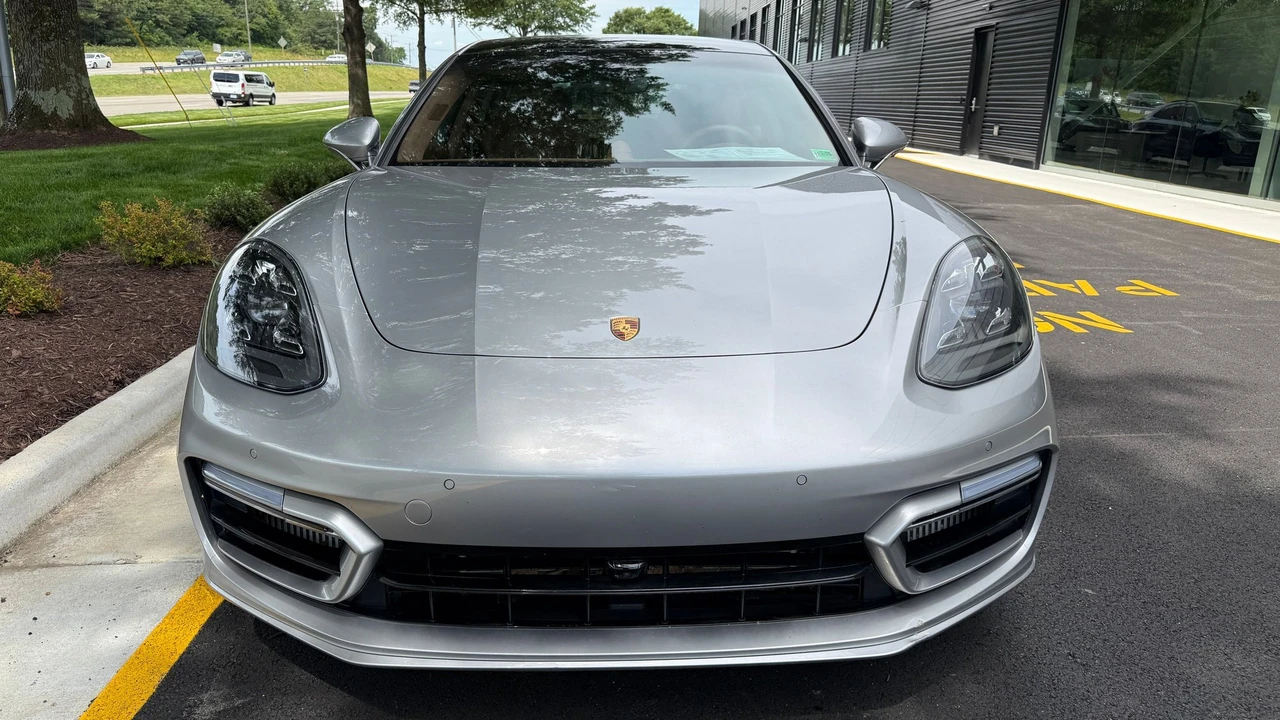 2021 Porsche 971 Panamera Sport Turismo - Image 2 of 13