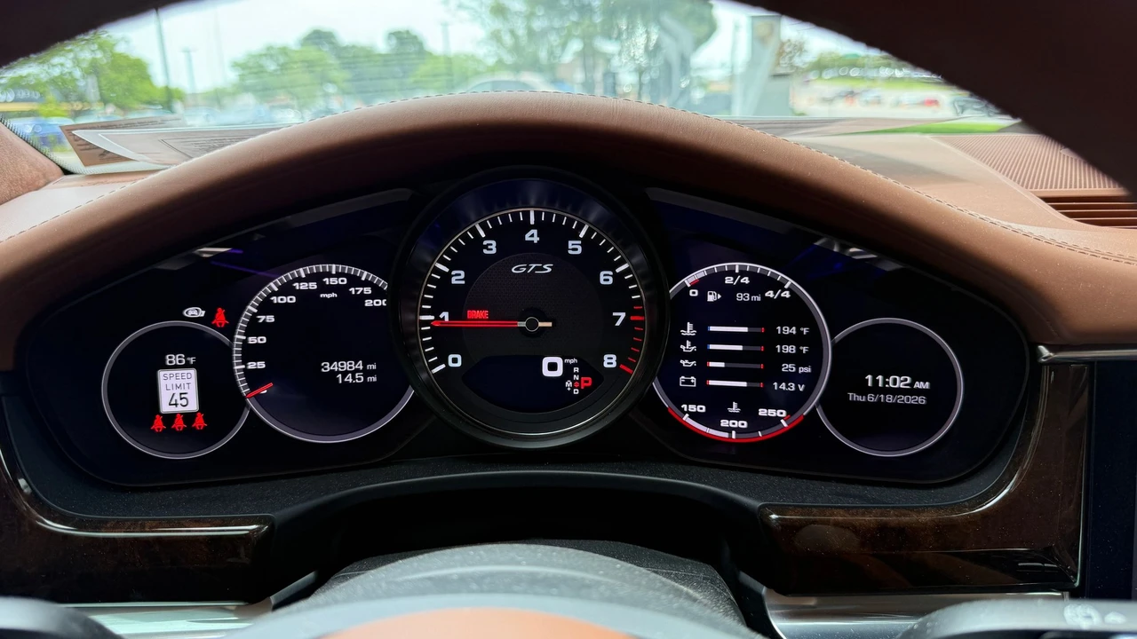 2021 Porsche 971 Panamera Sport Turismo - Image 8 of 13