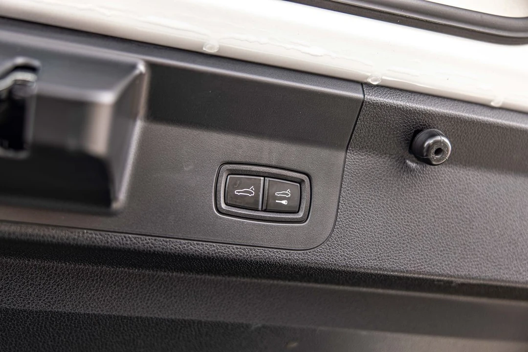 2021 Porsche 971 Panamera GTS - Image 17 of 21