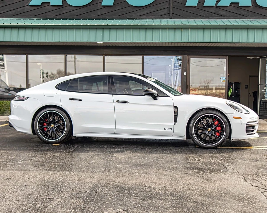 2021 Porsche 971 Panamera GTS - Image 9 of 21