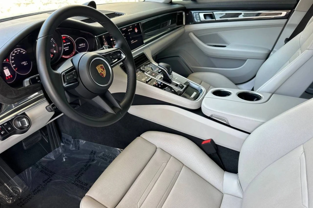 2021 Porsche 971 Panamera - Image 4 of 5