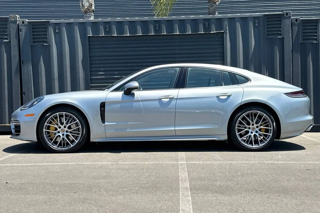 2021 Porsche 971 Panamera - Image 2 of 5