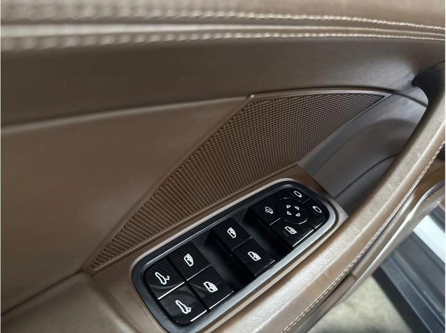 2021 Porsche 971 Panamera - Image 11 of 20