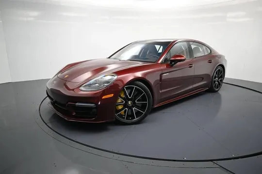 2021 Porsche Panamera Turbo S E-Hybrid