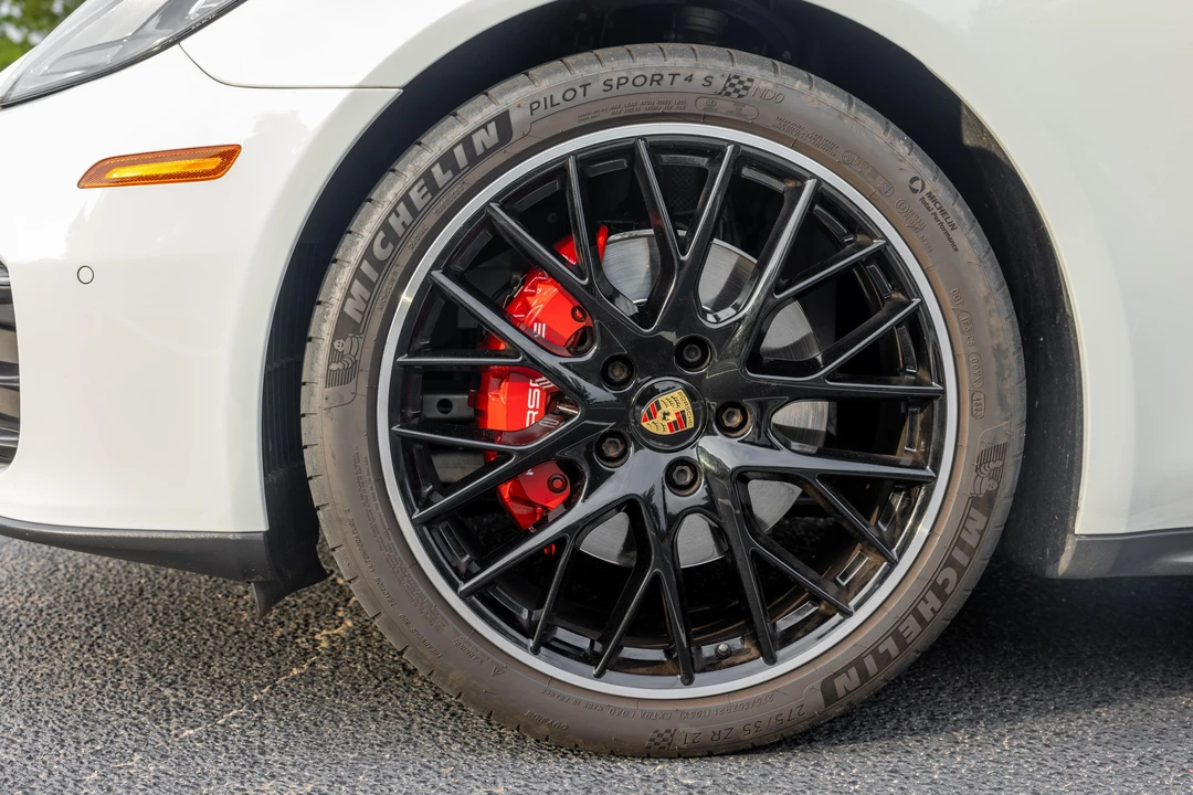 2021 Porsche 971 Panamera - Image 25 of 31